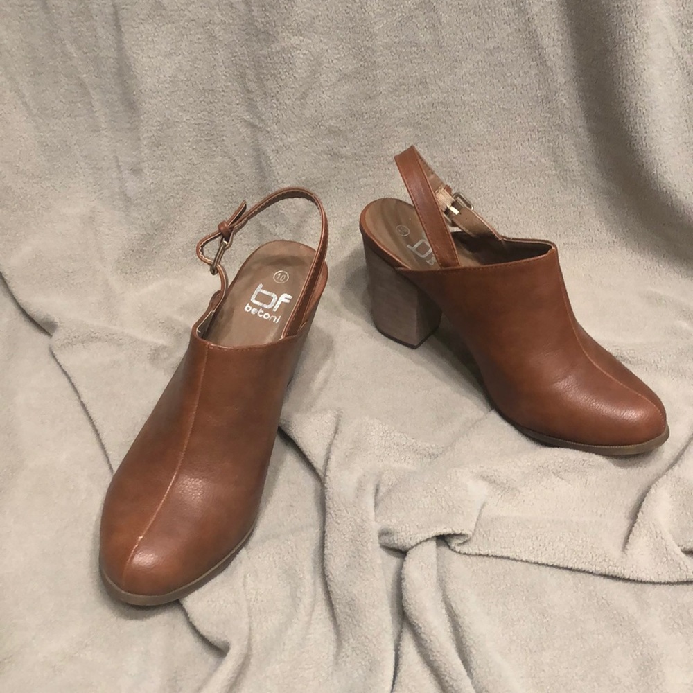 Bf Betani strapped mules